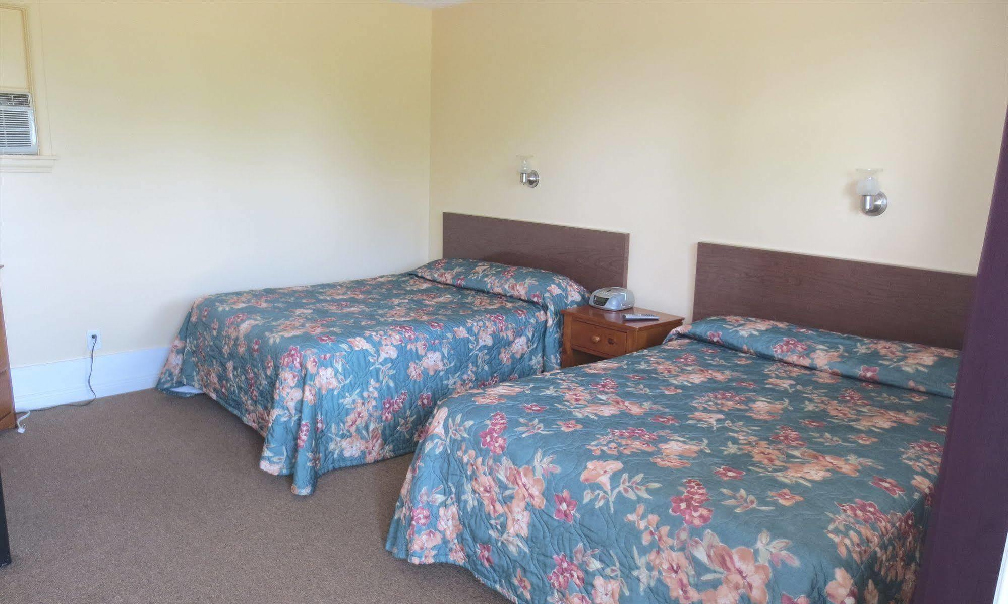 Atlantic Motel Berry Mills Buitenkant foto